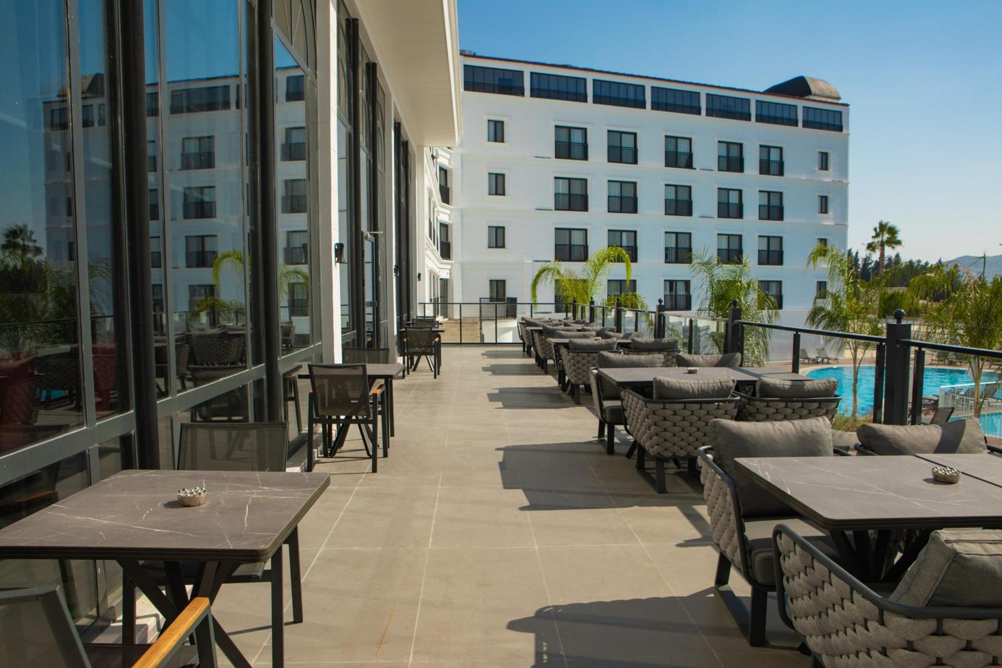 Ramada By Wyndham Dalaman Extérieur photo