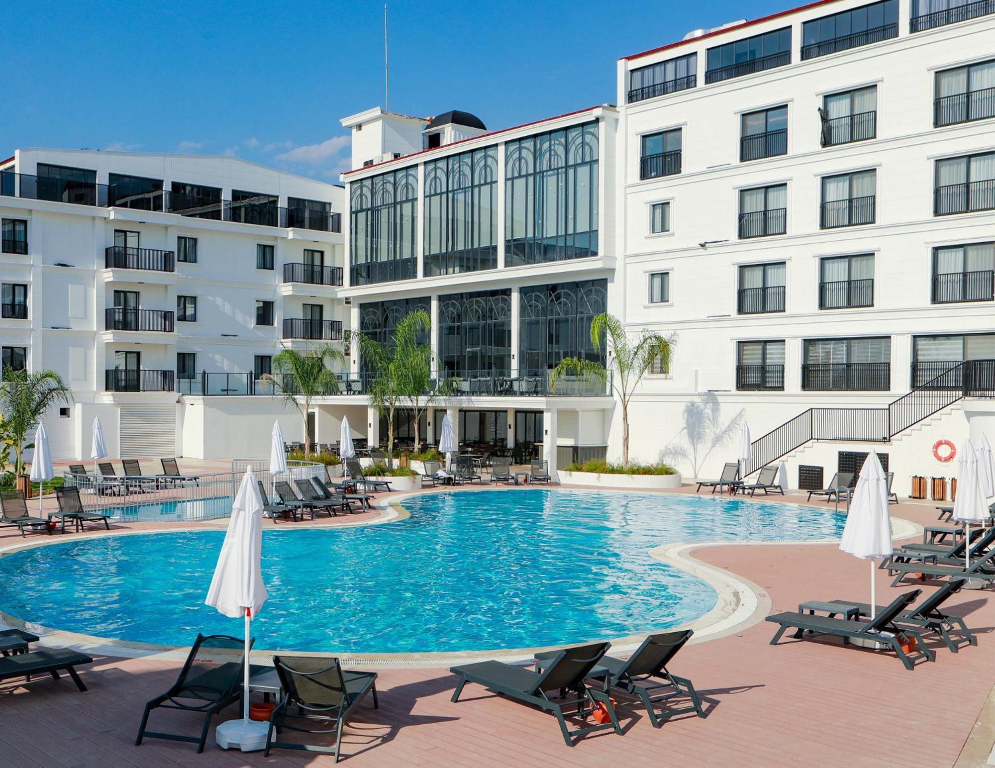 Ramada By Wyndham Dalaman Extérieur photo