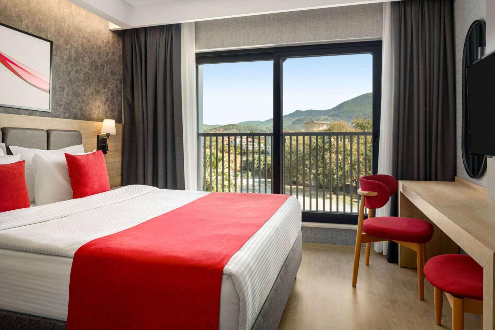 Ramada By Wyndham Dalaman Extérieur photo