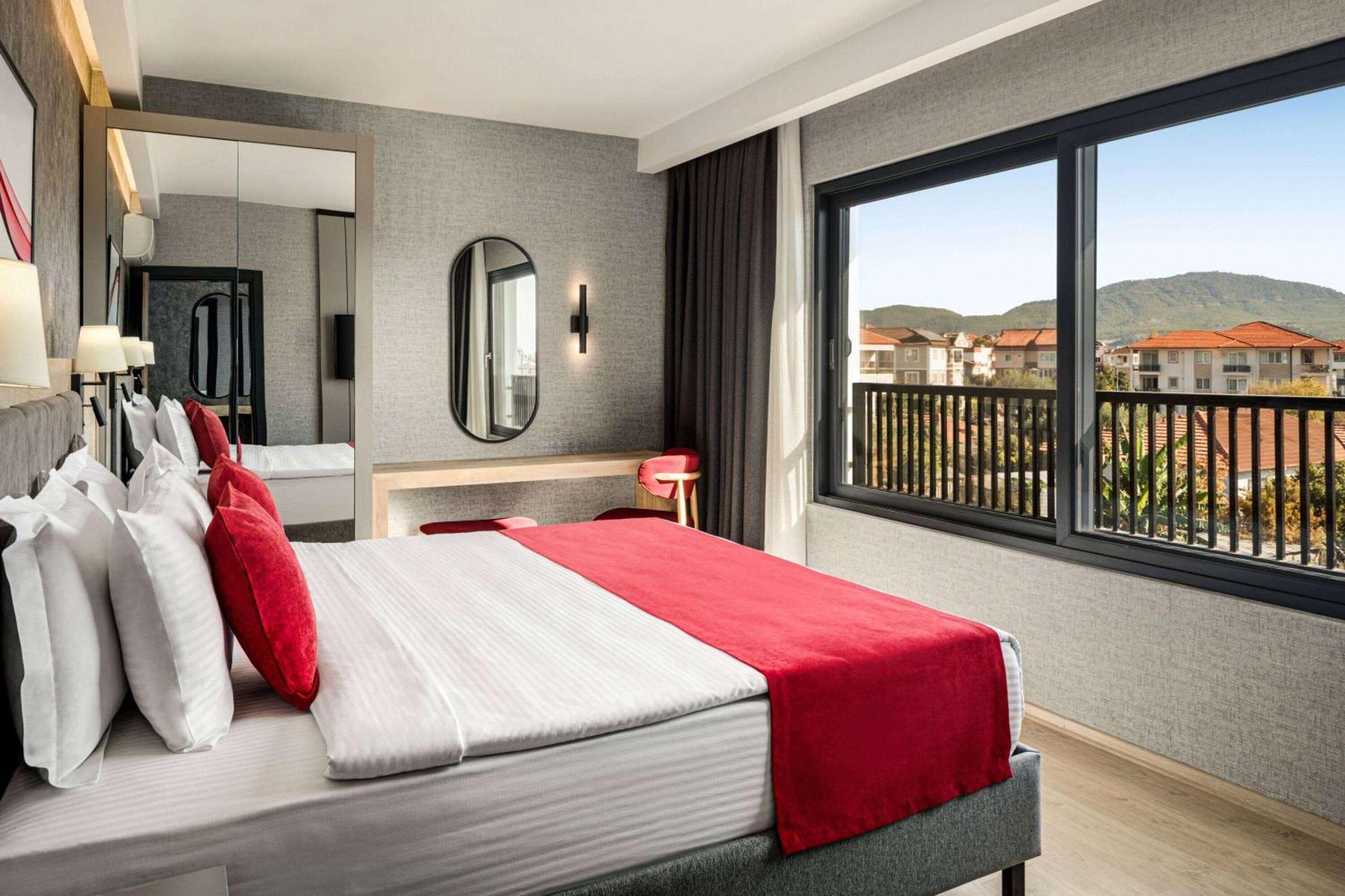 Ramada By Wyndham Dalaman Extérieur photo