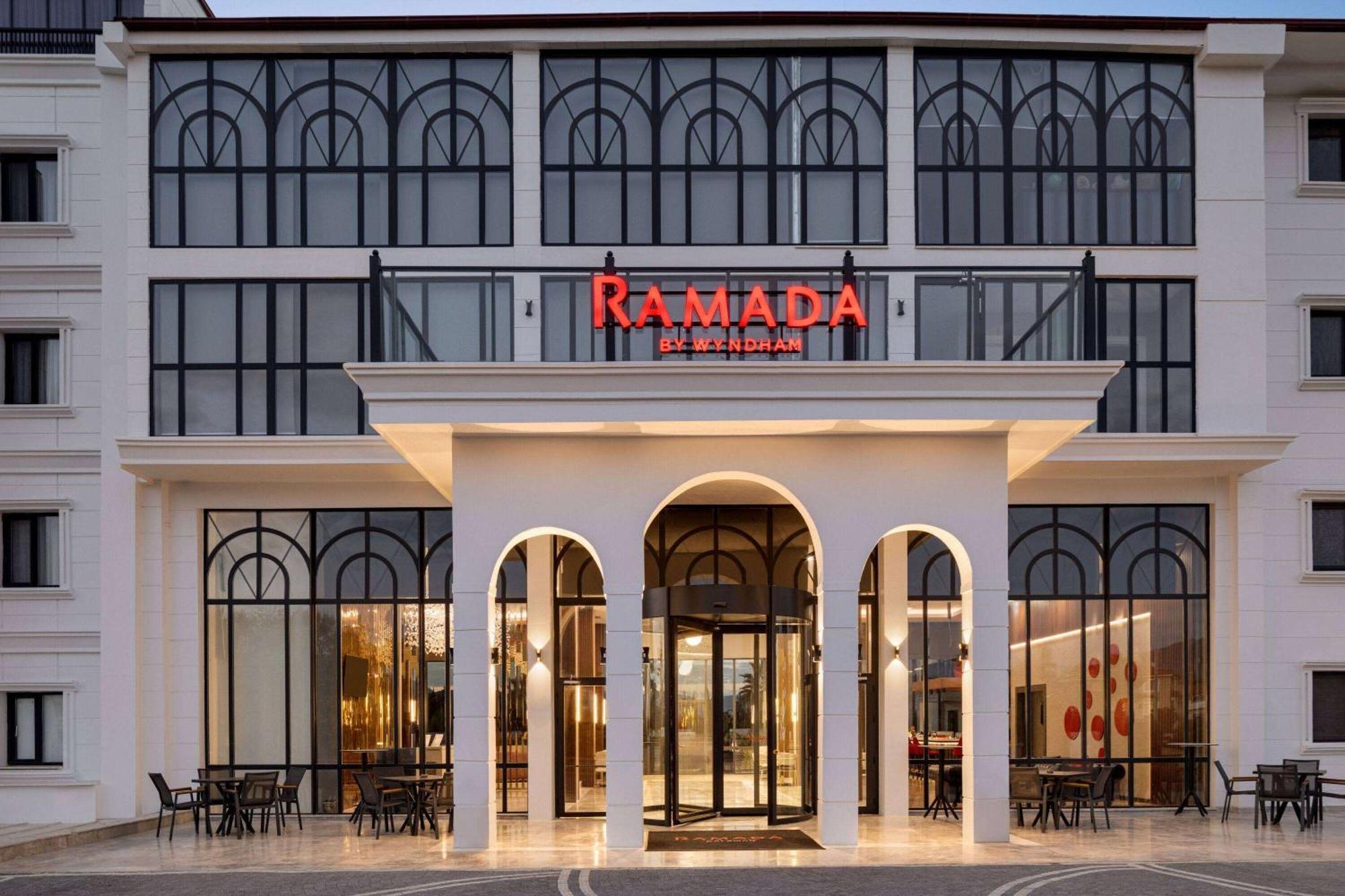 Ramada By Wyndham Dalaman Extérieur photo