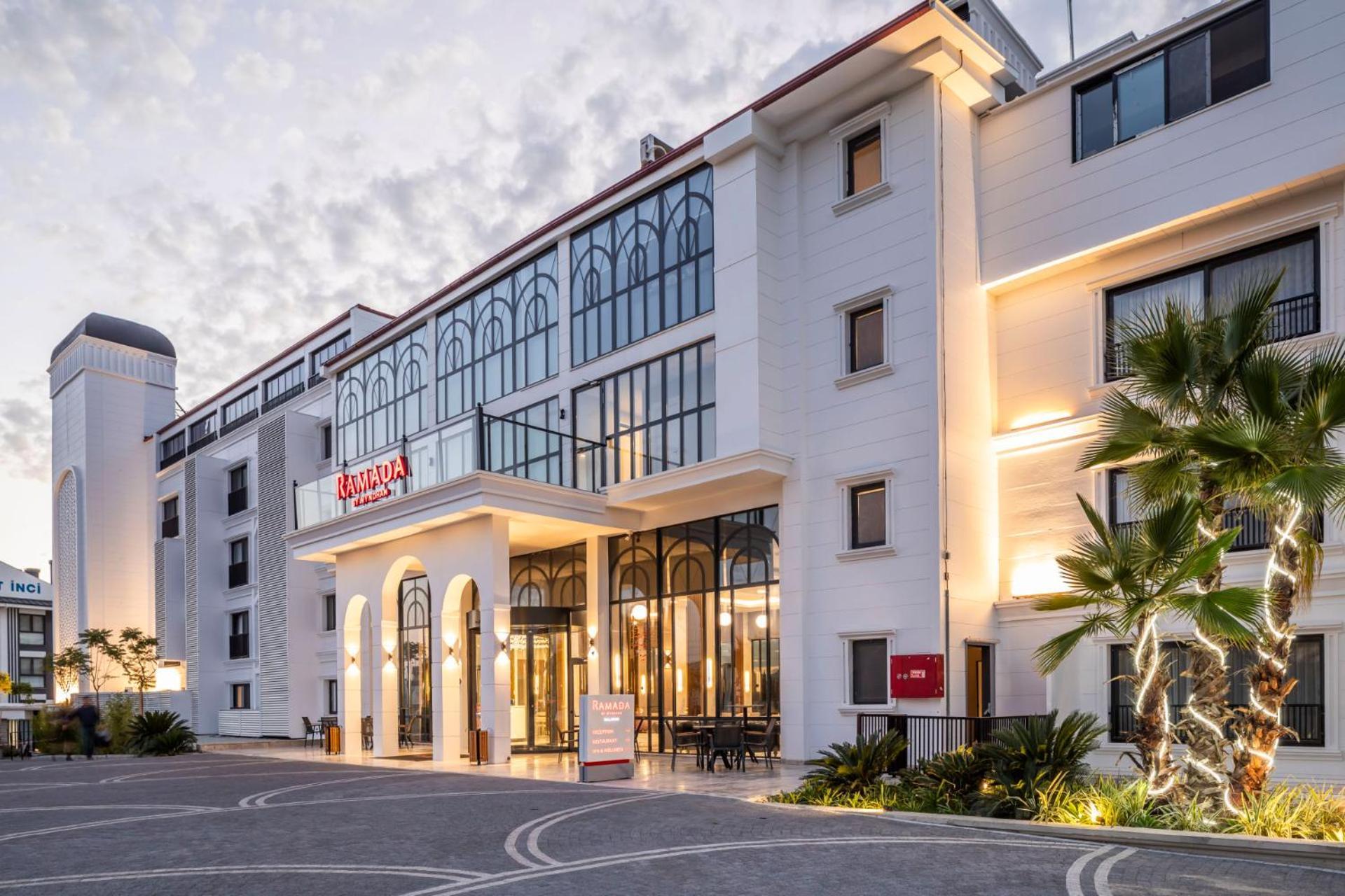 Ramada By Wyndham Dalaman Extérieur photo