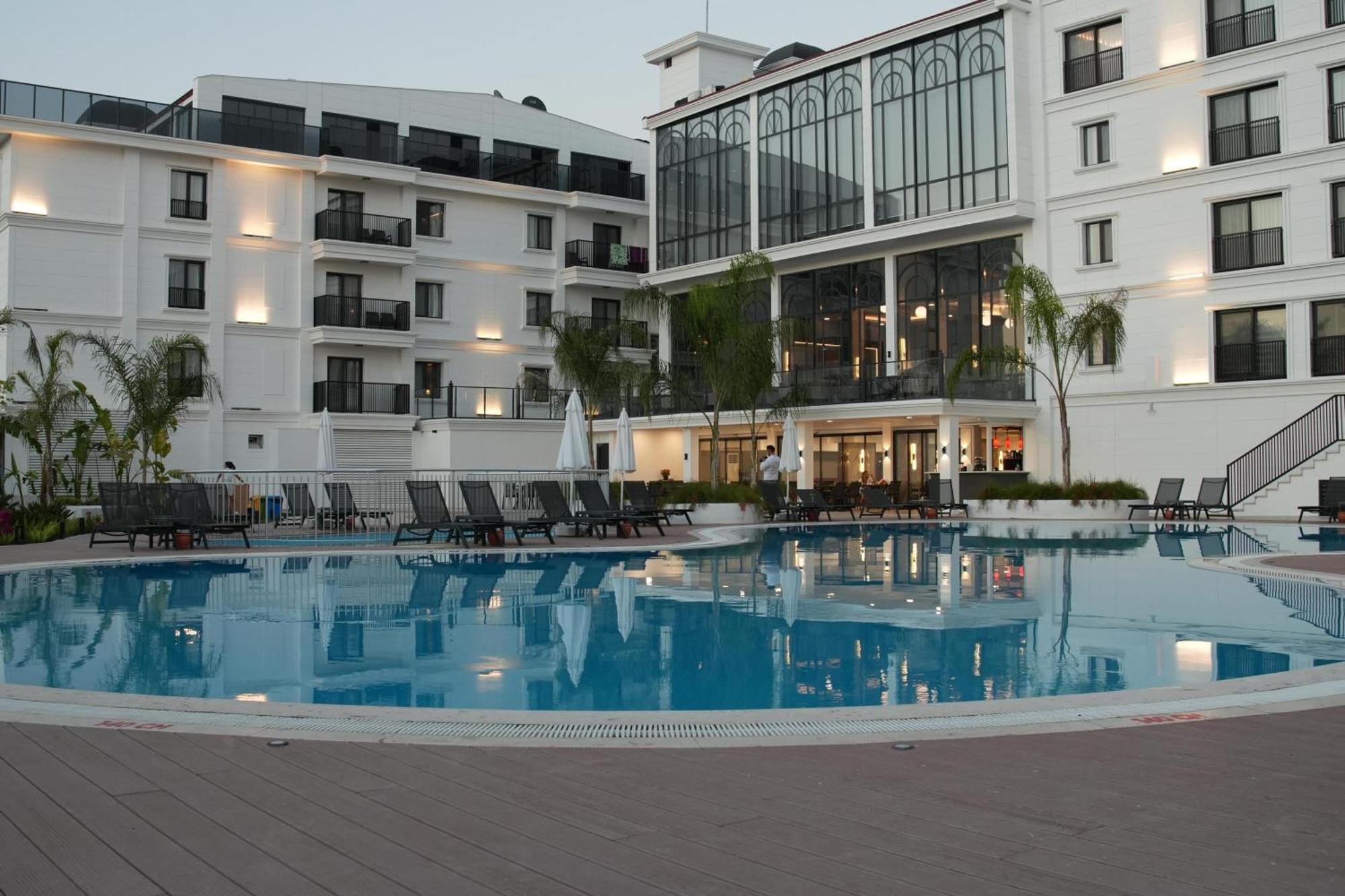 Ramada By Wyndham Dalaman Extérieur photo